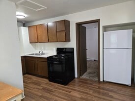 2725 Soo Marie Ave, Unit Front in Stevens Point, WI - Building Photo