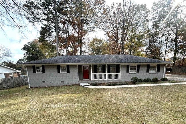 property at 1589 Mary Lou Ln SE