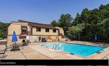 1 Max Pl in Howell, NJ - Building Photo - Building Photo