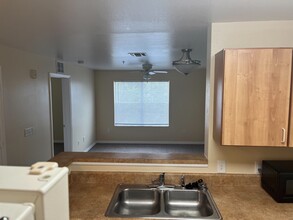 St. Luke's Life Center Apartments in Lakeland, FL - Building Photo - Building Photo