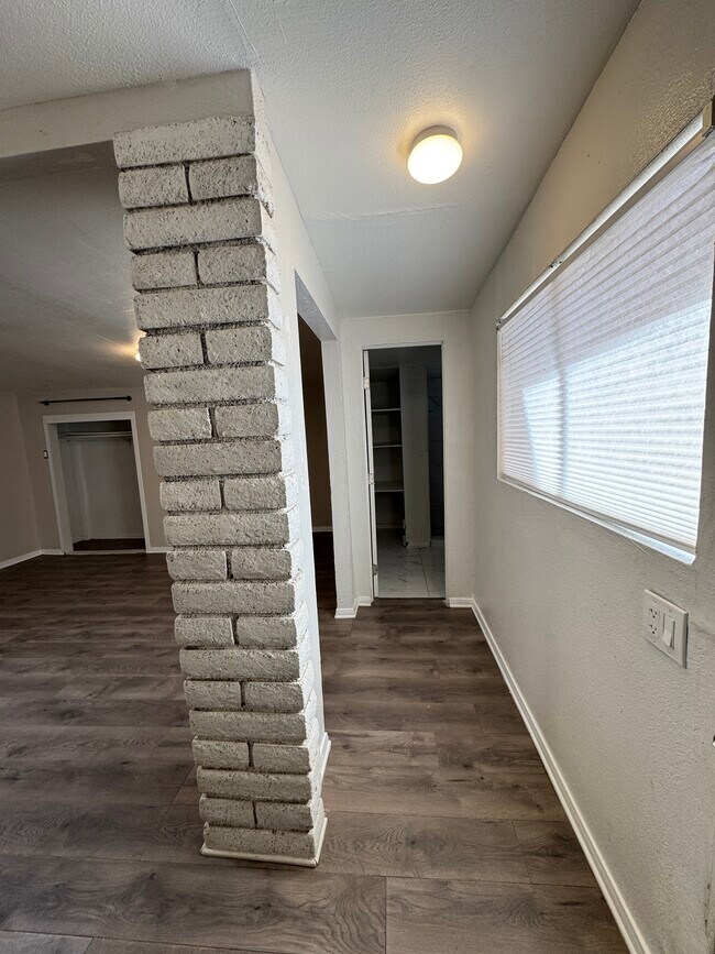84691 Bagdad Ave, Unit #3 in Coachella, CA - Foto de edificio - Building Photo