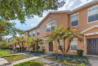 216 Deepcove Rd in Winter Garden, FL - Building Photo - Building Photo