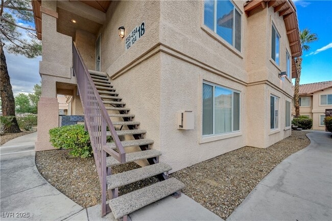 property at 350 S Durango Dr