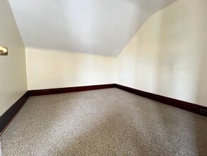 253 Shirley Ave in Buffalo, NY - Building Photo - Building Photo