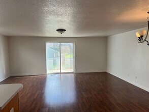 11545 NE 32nd St in Vancouver, WA - Building Photo - Building Photo