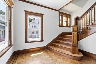 21 James St in New Bedford, MA - Building Photo