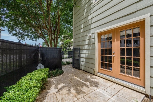 property at 6310 Arnot St