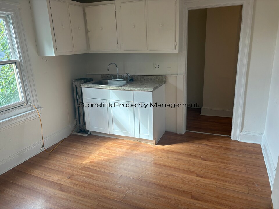 66 Princeton Ave in Providence, RI - Building Photo