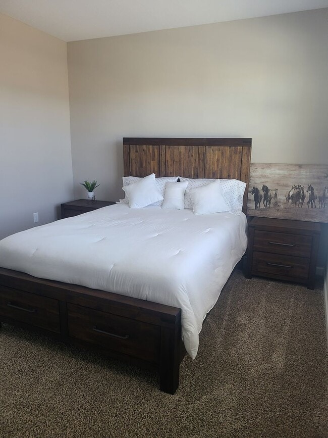 30066 W Clarendon Ave in Buckeye, AZ - Building Photo - Building Photo