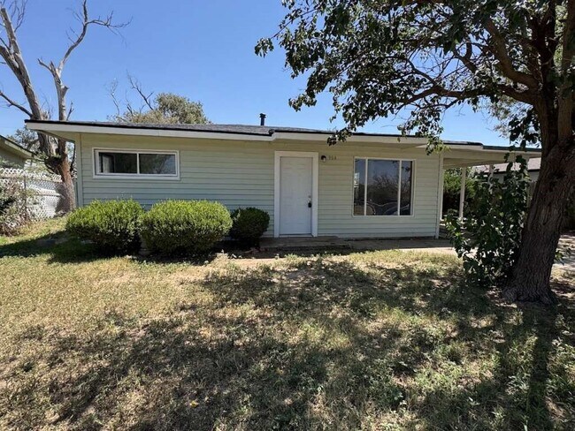 904 E Stanford St in Lubbock, TX - Building Photo - Building Photo