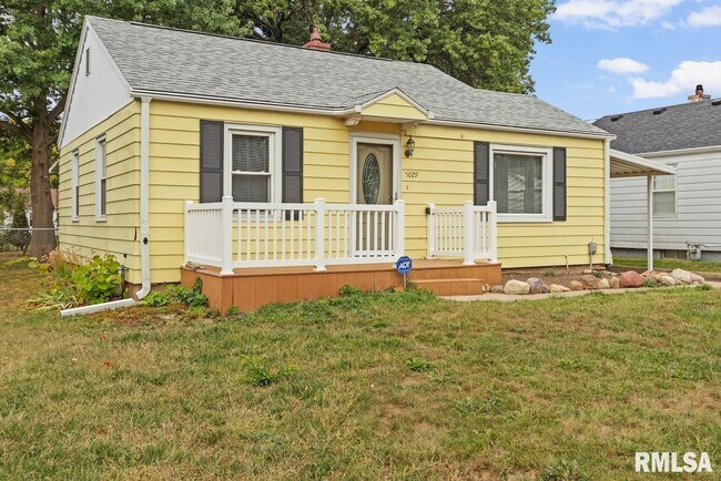 5029 North Best Street in Peoria Heights, IL - Building Photo - Building Photo