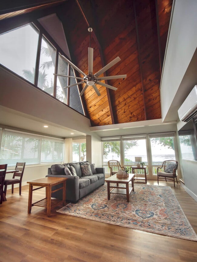 53-729-729 Kamehameha Hwy in Hauula, HI - Foto de edificio - Building Photo