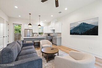 105 Steiner Oaks in Lafayette, LA - Building Photo - Building Photo