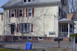 100 School St in Taunton, MA - Building Photo - Building Photo