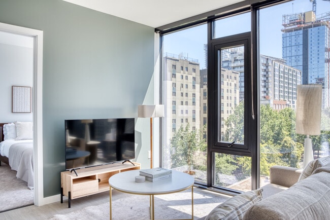 704 Spring St in Seattle, WA - Building Photo - Building Photo