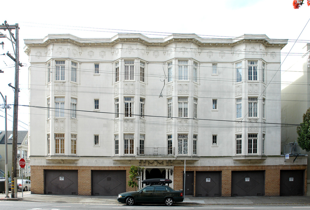 105 Lake St in San Francisco, CA - Building Photo