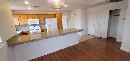 3327 Erva St in Las Vegas, NV - Building Photo - Building Photo