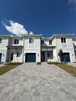 663 SE 13th St Cir in Homestead, FL - Building Photo