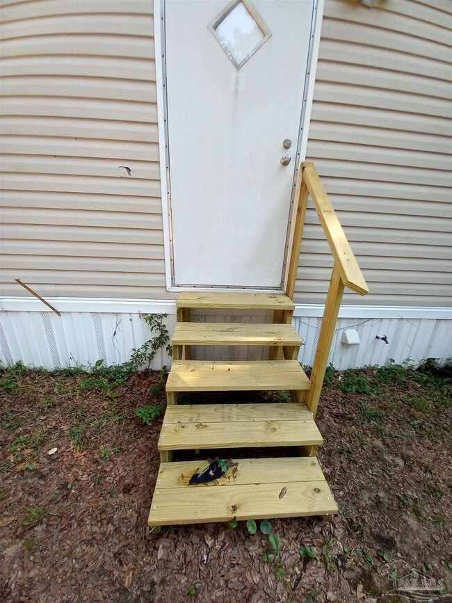 5800 Lillian Hwy in Pensacola, FL - Building Photo - Building Photo