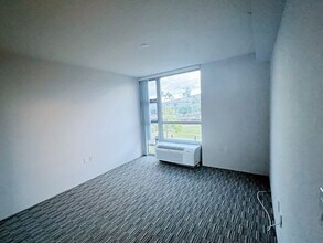 7000 Hawaii Kai Dr-Unit -2210 in Honolulu, HI - Building Photo - Building Photo