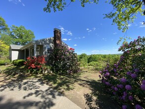 123 Looking Glass Hill Rd in Morris, CT - Building Photo - Building Photo