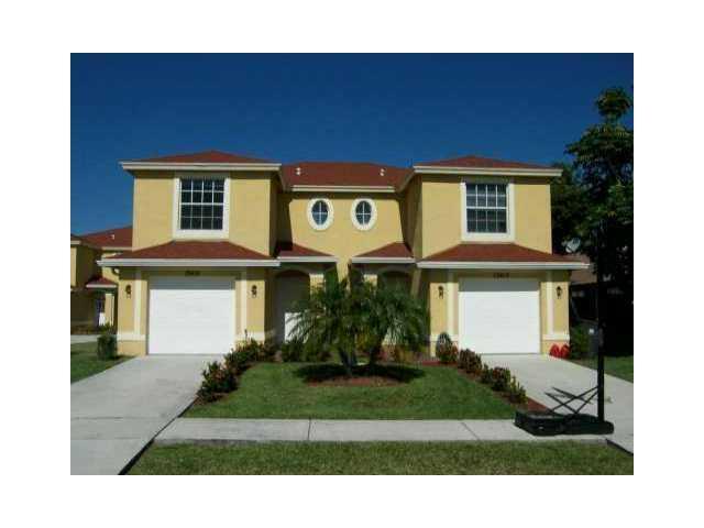 12417 Peconic Ct in Wellington, FL - Foto de edificio