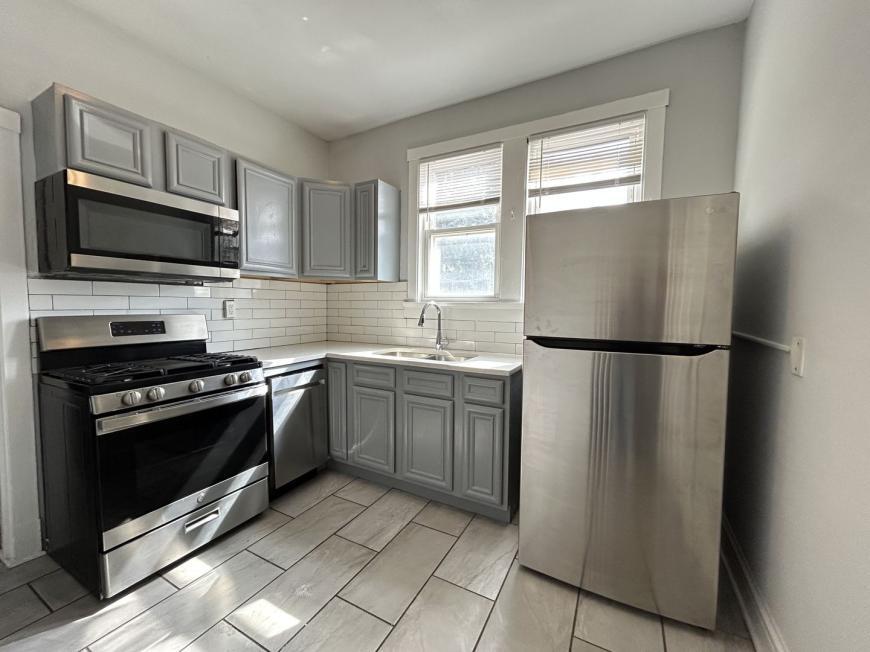 2548 N Kildare Ave in Chicago, IL - Building Photo