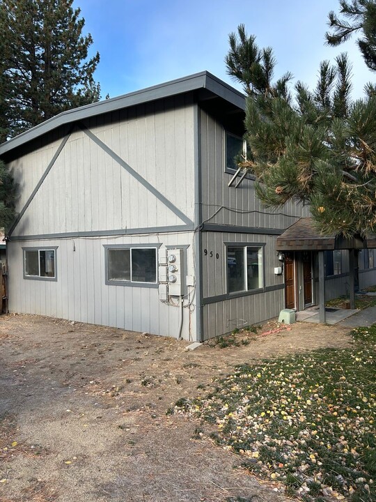 950 Lodi Ave-Unit -#1 in South Lake Tahoe, CA - Building Photo