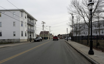 171-173 Fletcher St in Lowell, MA - Building Photo - Building Photo