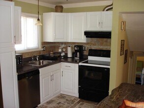 2719 Pall Mall Dr in Sterling Heights, MI - Foto de edificio - Building Photo