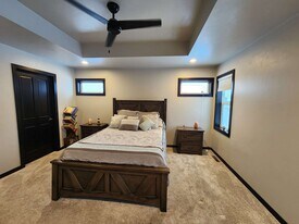 2453 Scheuring Rd in De Pere, WI - Building Photo