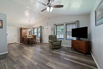 20 10th Ave N in Payette, ID - Building Photo - Building Photo