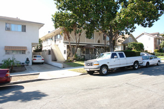 119 N Belmont St in Glendale, CA - Building Photo - Building Photo