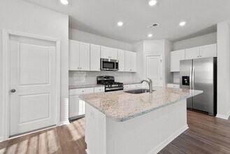 136 Marsh Deer Pl in Surfside Beach, SC - Building Photo - Building Photo