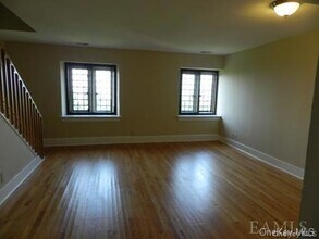 304 Chateau Rive, Unit 304 in Peekskill, NY - Building Photo - Building Photo