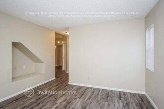 9645 Swan Bay Dr in Las Vegas, NV - Foto de edificio - Building Photo