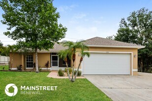 11401 Mandarin Dr in Clermont, FL - Building Photo