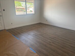 1017 E Wesleyan Dr in Tempe, AZ - Building Photo - Building Photo