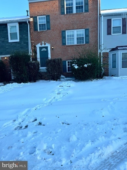 property at 1145 James Madison Cir