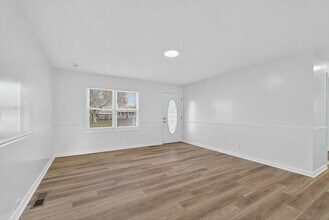 4781 Frost Ave in Columbus, OH - Building Photo - Building Photo