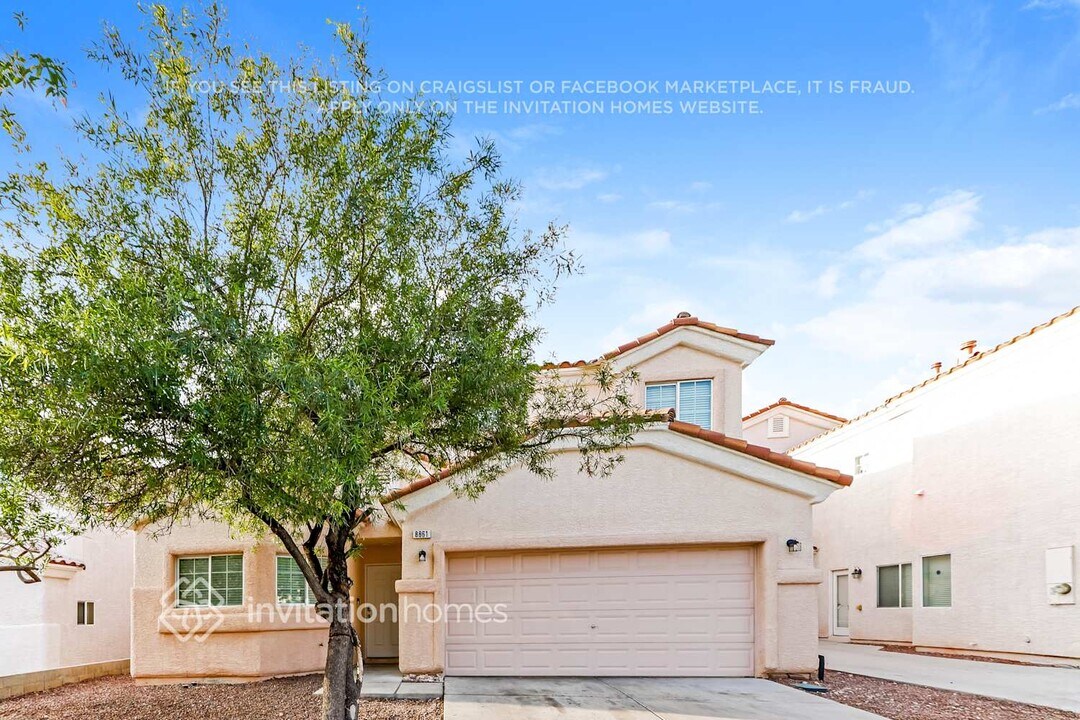 8861 Happy Stream Ave in Las Vegas, NV - Building Photo