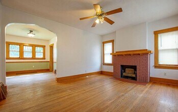 1209 S 55th St in Omaha, NE - Building Photo - Building Photo