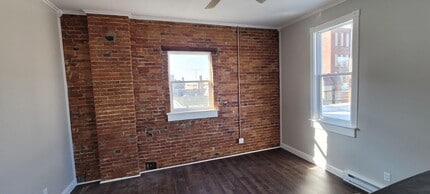 118 1/2 E Sandusky St, Unit 3 in Findlay, OH - Building Photo - Building Photo
