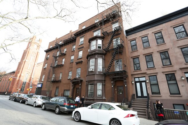 361 Court St in Brooklyn, NY - Building Photo - Building Photo