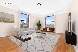 321 Columbus Ave in New York, NY - Building Photo