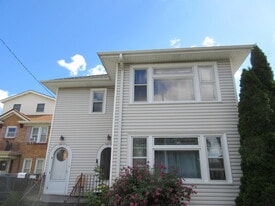 2615 Taylor Ave in Racine, WI - Building Photo