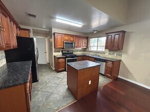 2601 Oak Meadow Dr in Round Rock, TX - Building Photo - Building Photo