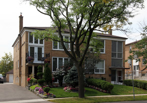 30-32 Leduc Dr Apartments