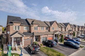 159-173 Crystal Glen Cres in Brampton, ON - Building Photo - Building Photo