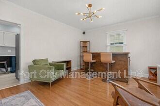 808 S Beechfield Ave in Baltimore, MD - Building Photo - Building Photo